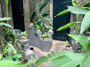 Télévision LED de 42 pouces avec chaînes par câble, télévision