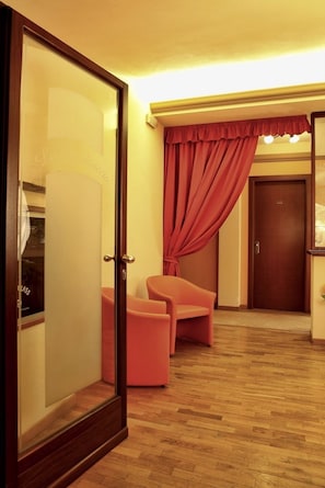 Sala de estar en el lobby