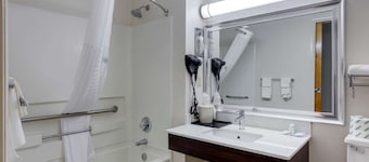 Quality Inn - Roxboro South