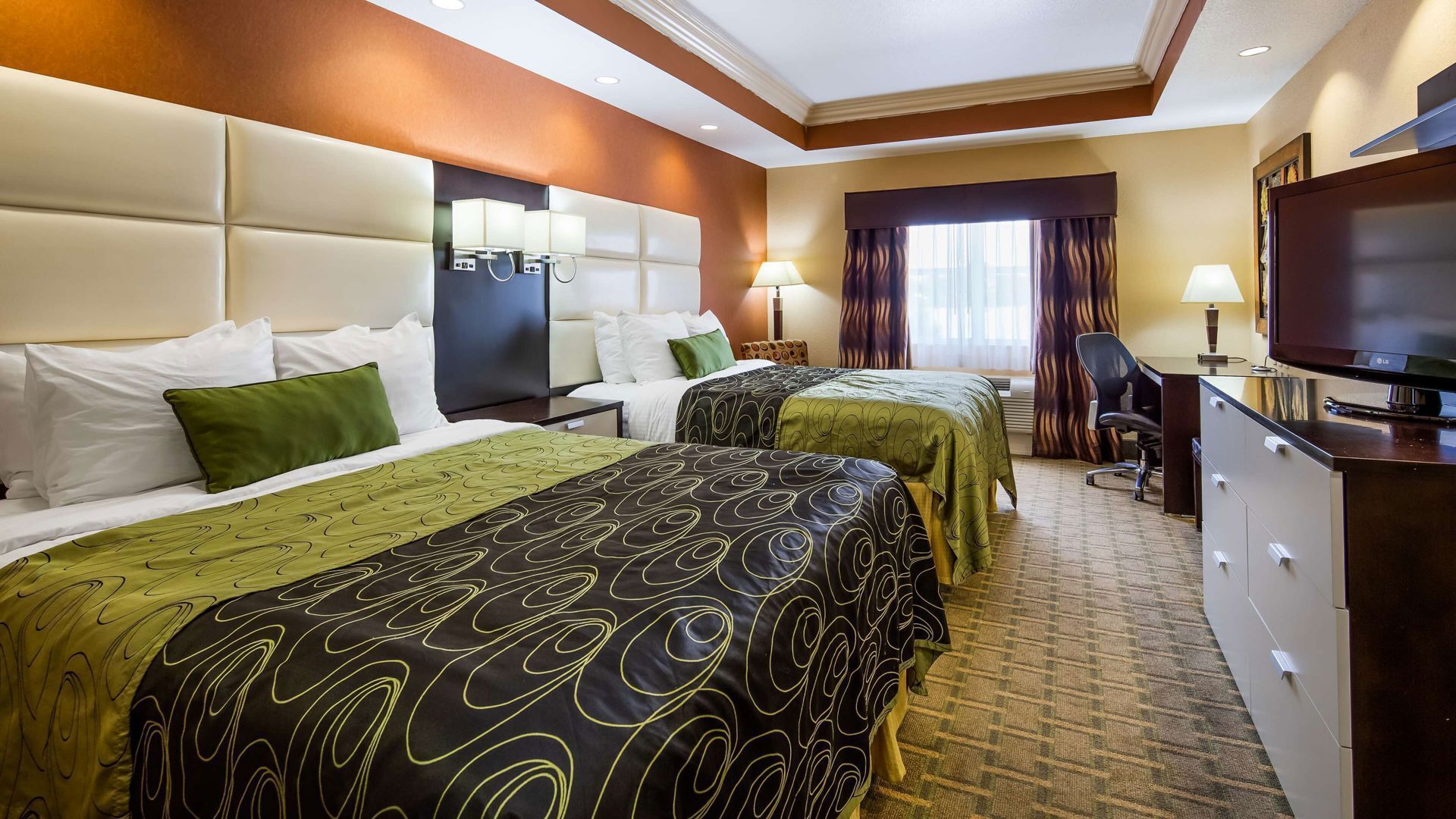 In-room safe, desk, laptop workspace, iron/ironing board
