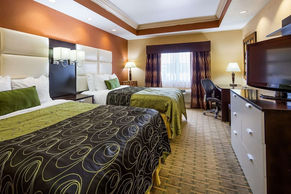 In-room safe, desk, laptop workspace, iron/ironing board