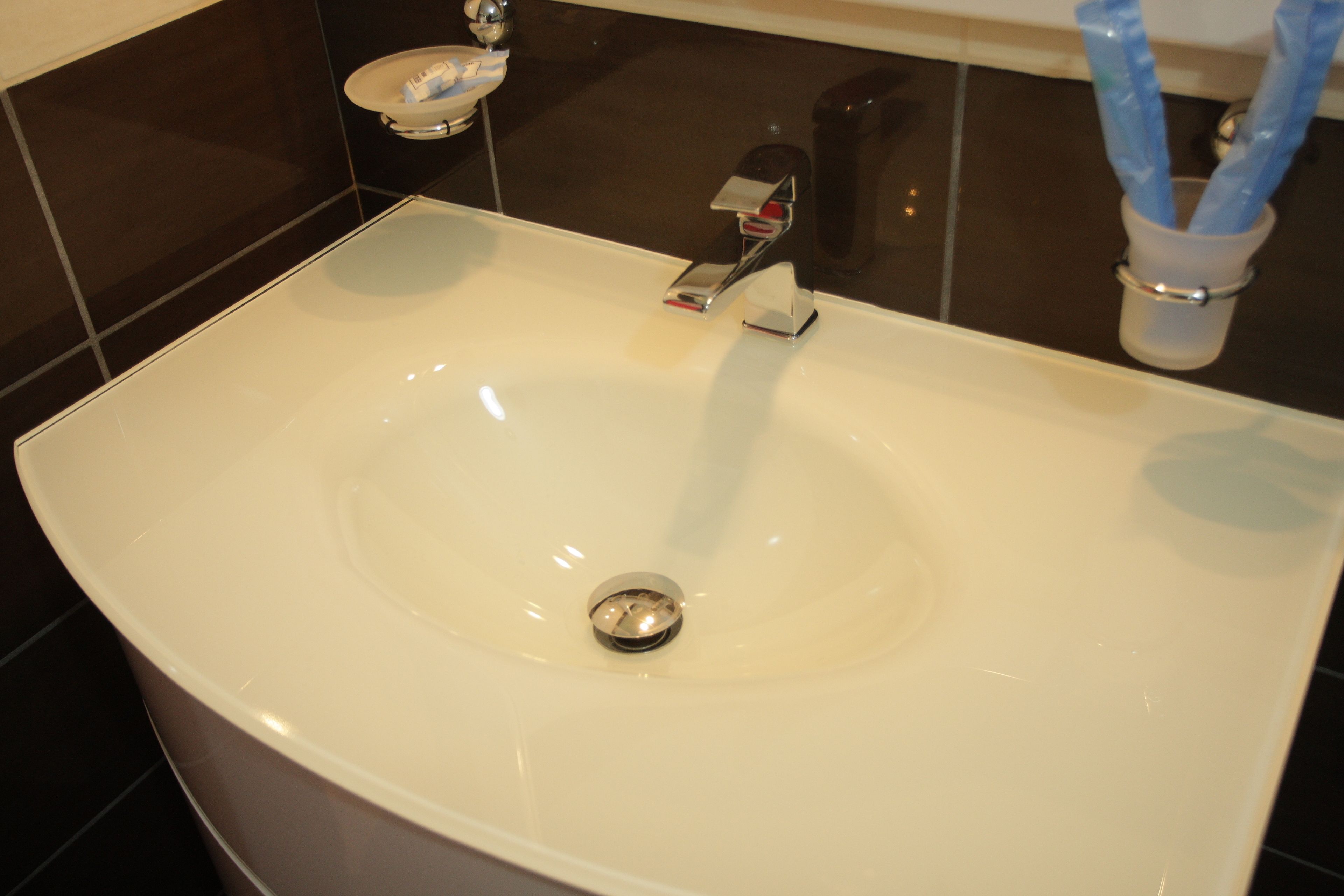 double room single use | bathroom | free toiletries, hair dryer, bathrobes, slippers