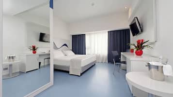 Minibar, in-room safe, desk, soundproofing