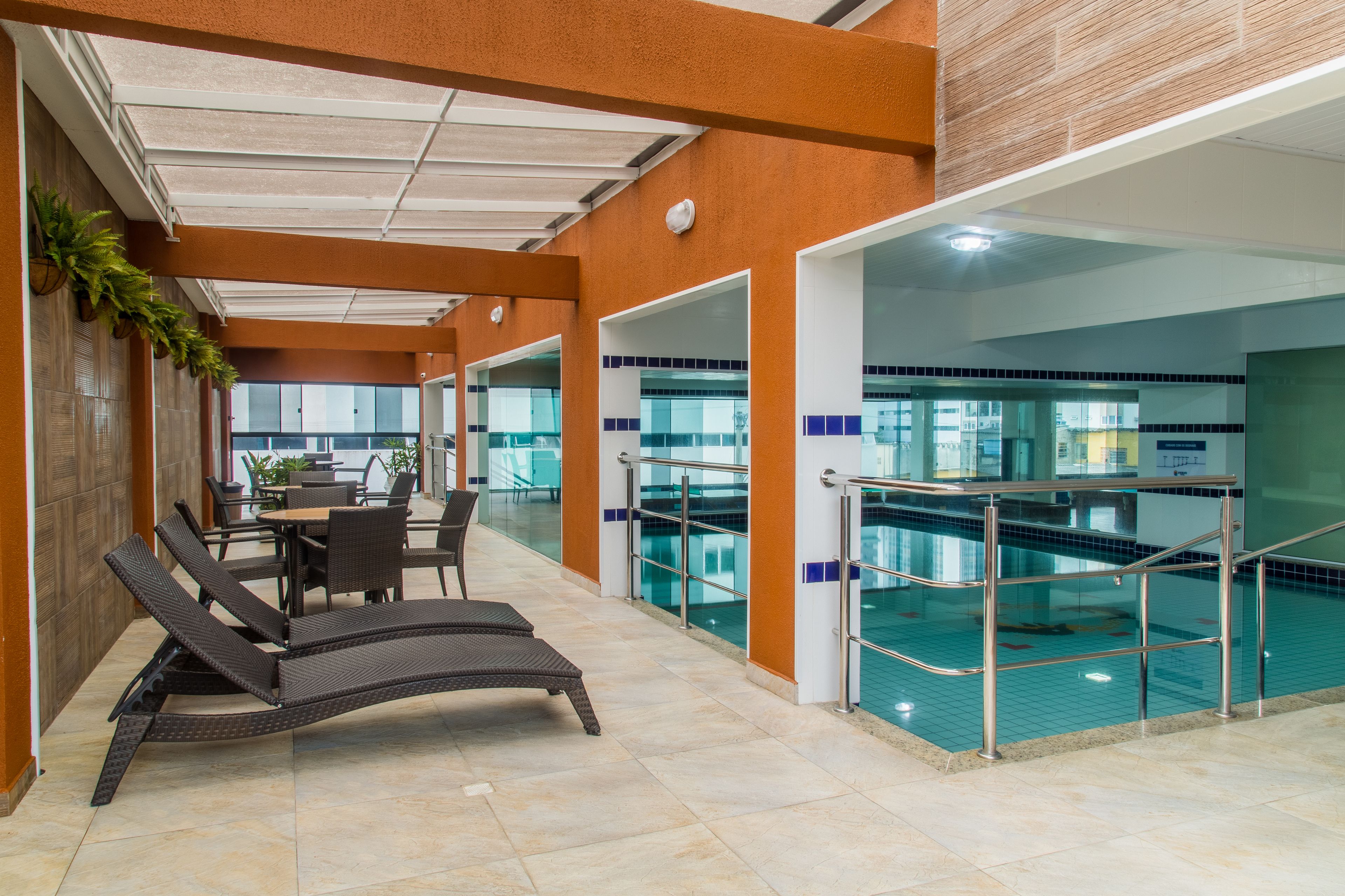 Indoor pool, pool loungers