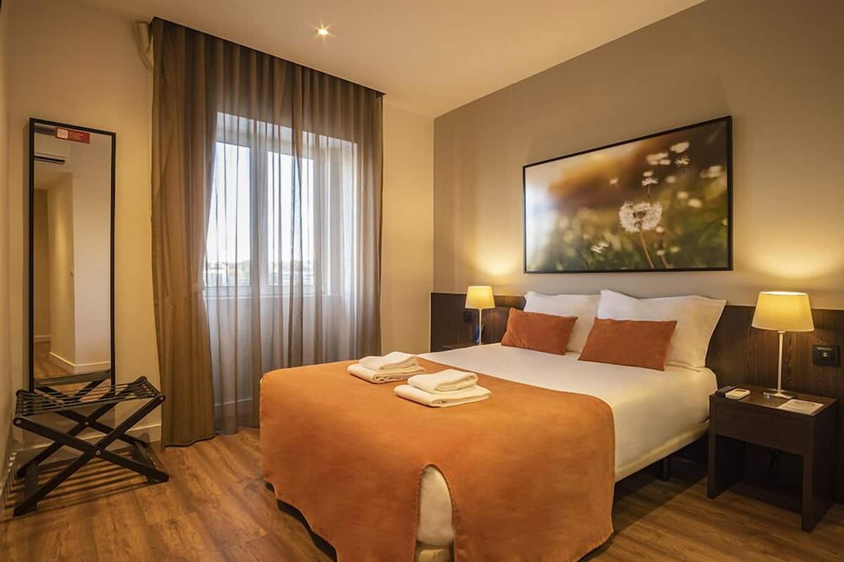 Suite junior | 1 habitación, insonorización y tabla de planchar con plancha
