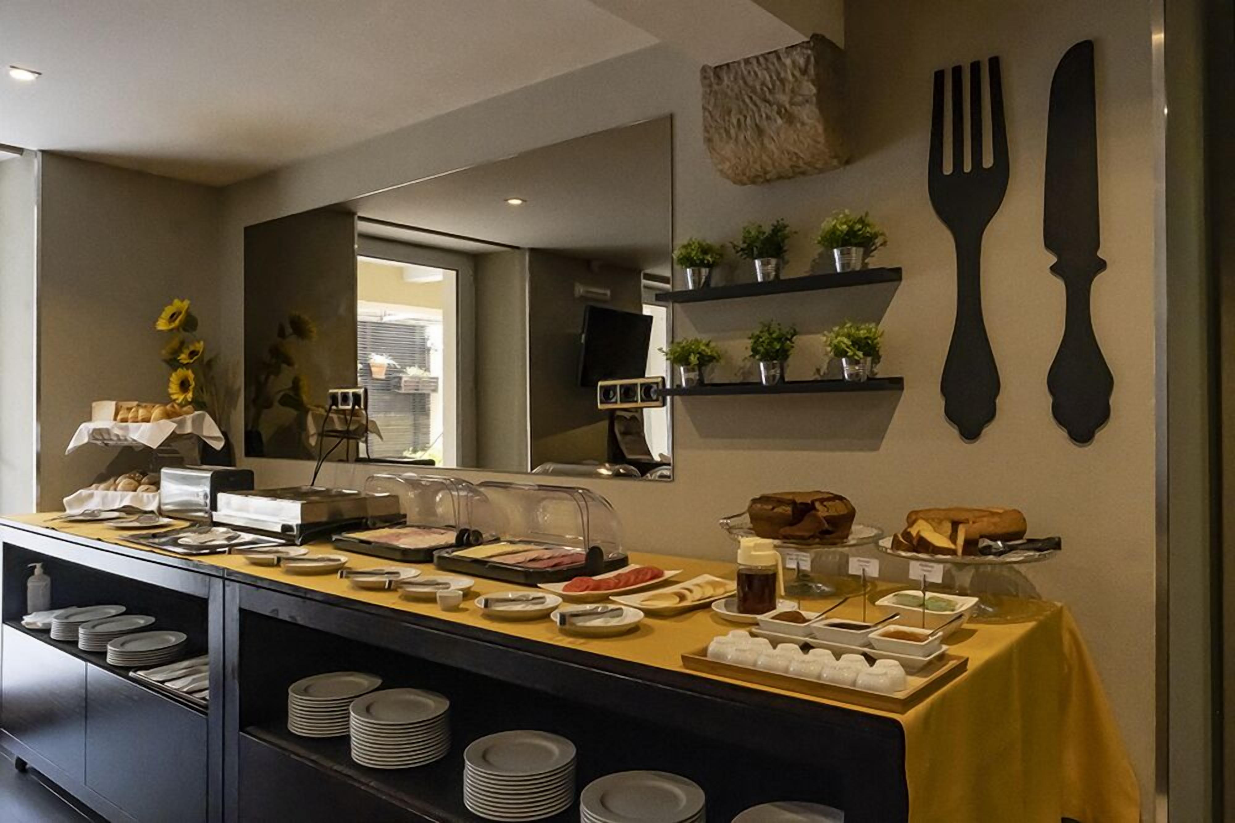 Daily buffet breakfast (EUR 7 per person)