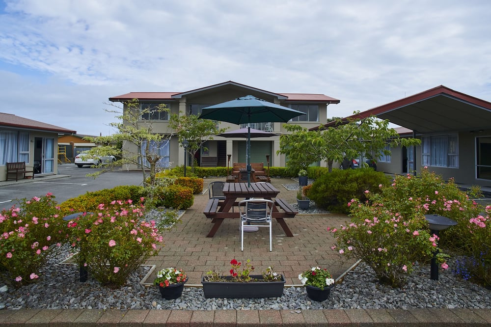 Aachen Place Motel