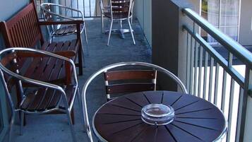 客房, 2 间卧室 | 阳台