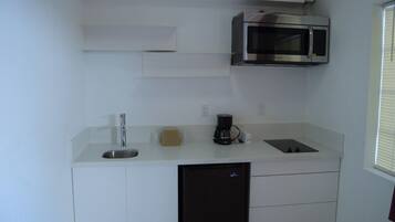 Schreibtisch, Bügeleisen/Bügelbrett, kostenloses WLAN