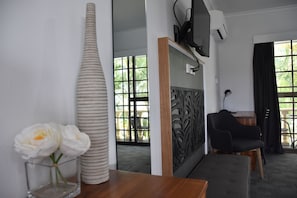 Family Apartment, 2 Bedrooms | Individually decorated, individually furnished, soundproofing - Ballina Homestead Motel (Ballina)