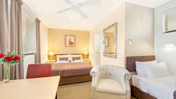 Habitación con 2 camas individuales | Wifi gratis y ropa de cama