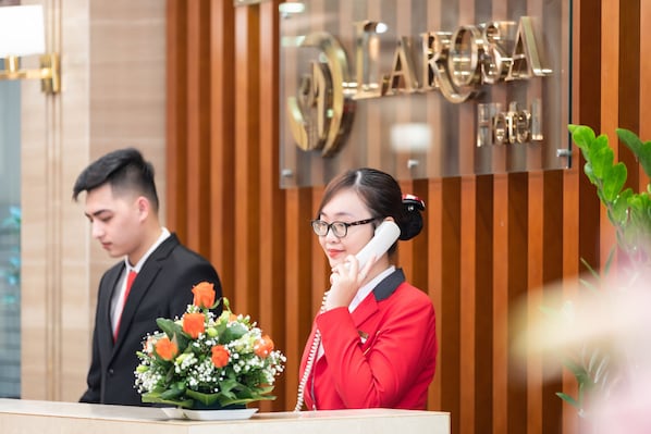 Reception - Hanoi Larosa Hotel (Hanoi)