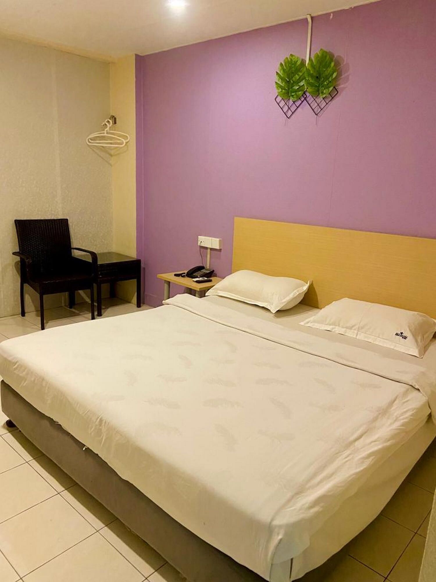 베이직룸 | 무료 WiFi, 침대 시트