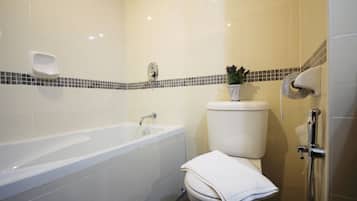 Chuveiro, produtos de toalete grátis