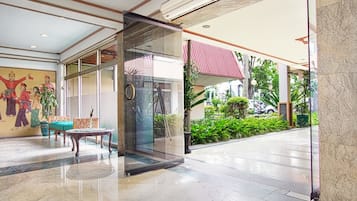 Entrée intérieure