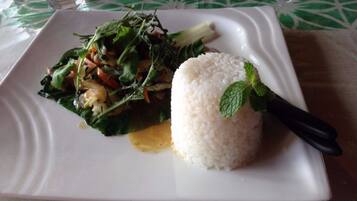 Breakfast, lunch and dinner served