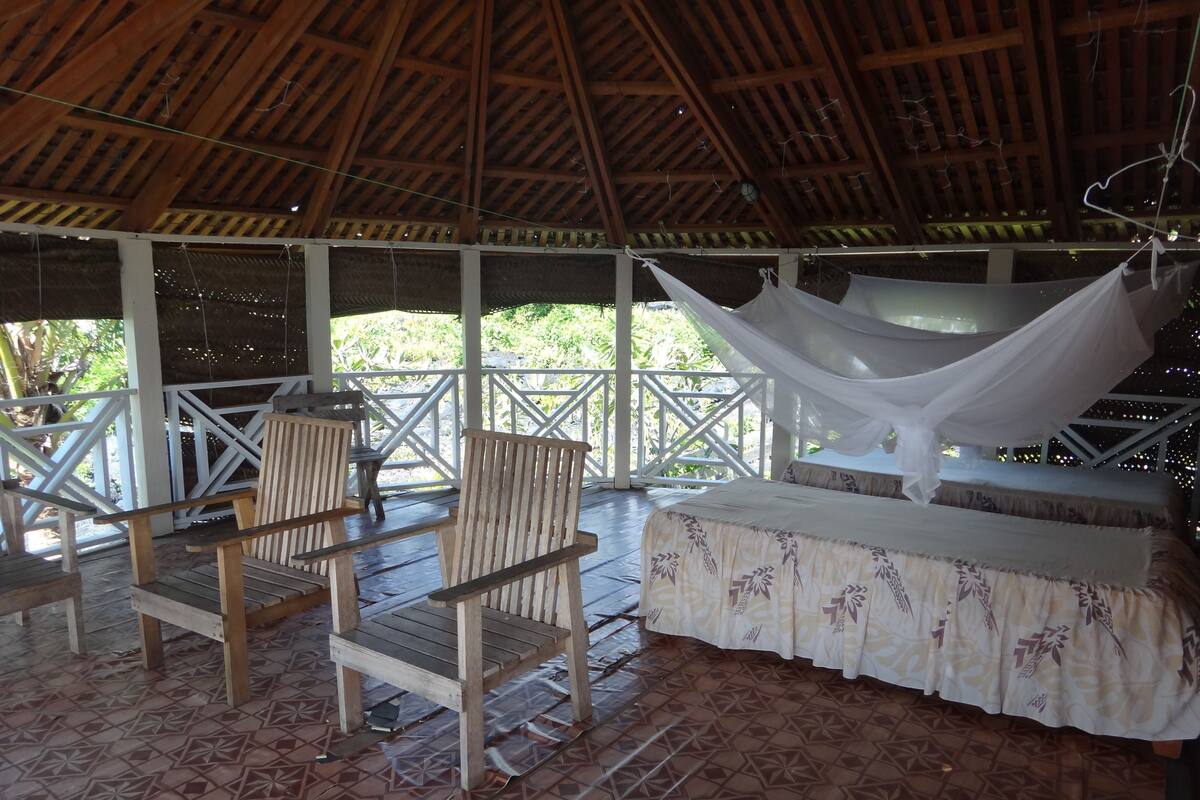 Bungalow, Shared Bathroom (Fale with Fan)