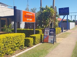 Breakfast and dinner served