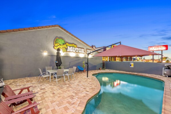 Seasonal outdoor pool