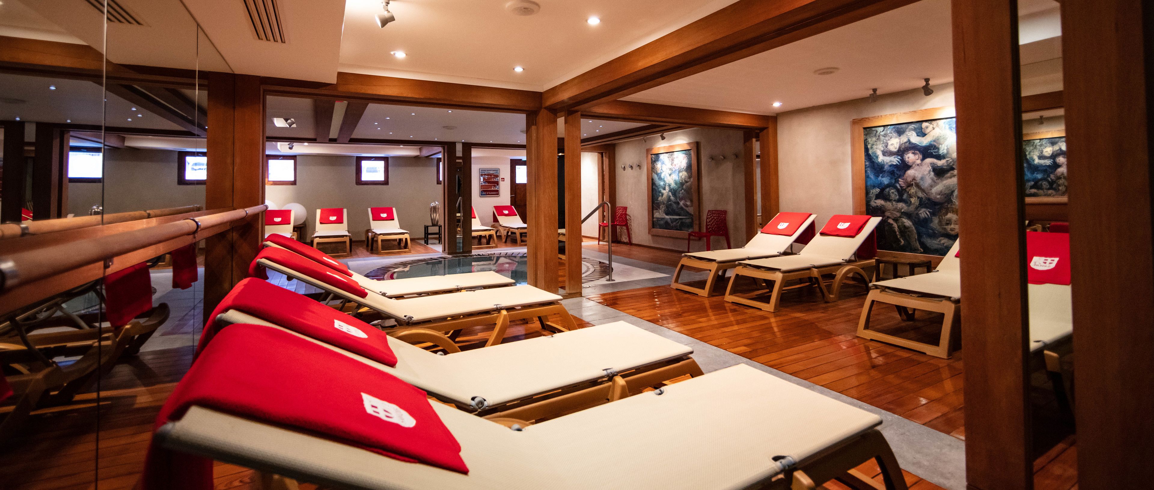 turkish bath/hammam, sports massages, ayurvedic treatments