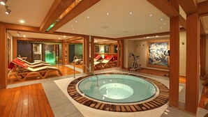 室內 Spa 池