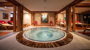 土耳其浴、运动按摩、阿育吠陀草药疗法、1 ???