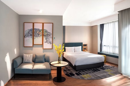 Ropa de cama de alta calidad y minibar . Holiday Inn Express Chengdu West Gate by IHG