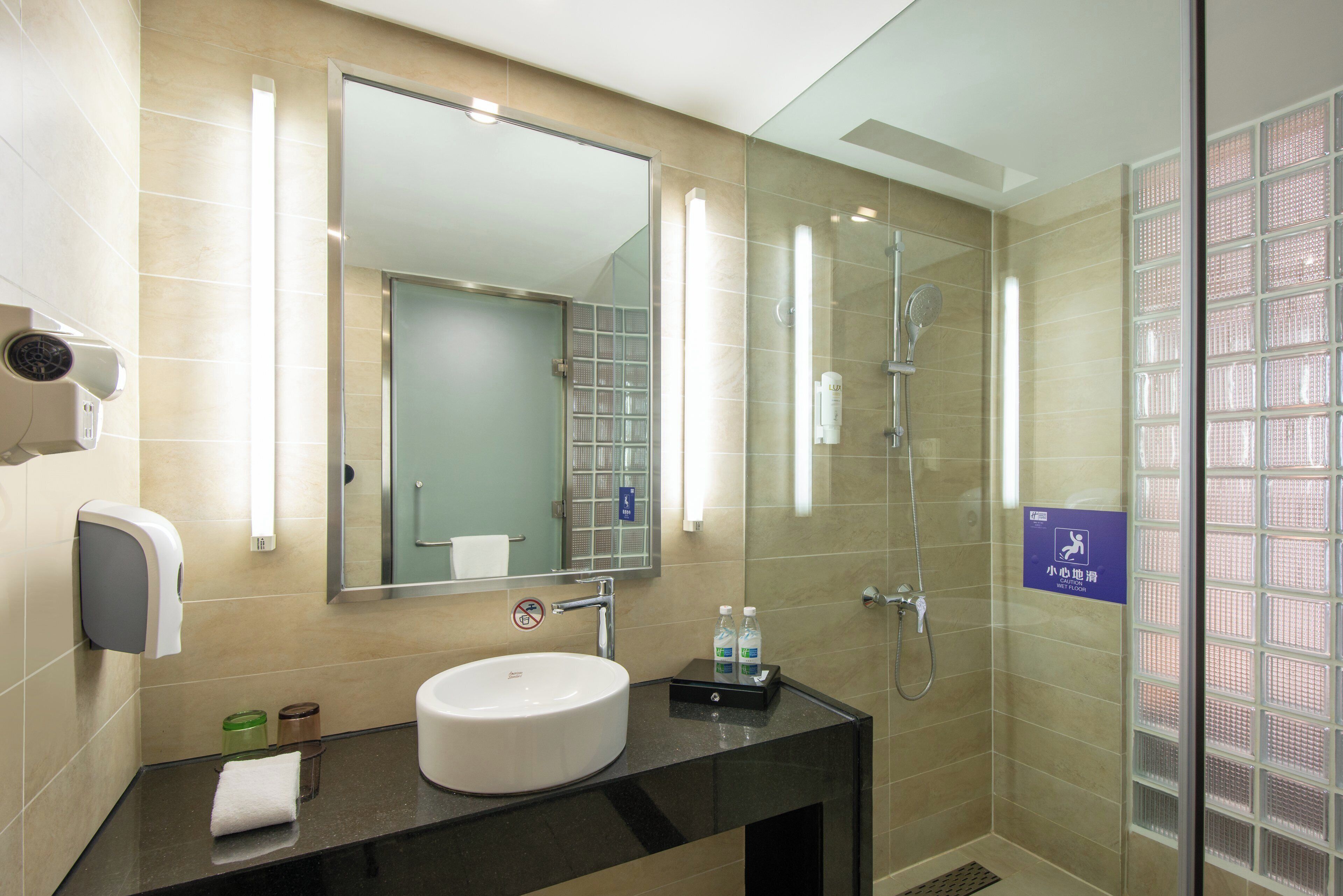 Photo - Holiday Inn Express Chengdu West Gate by IHG