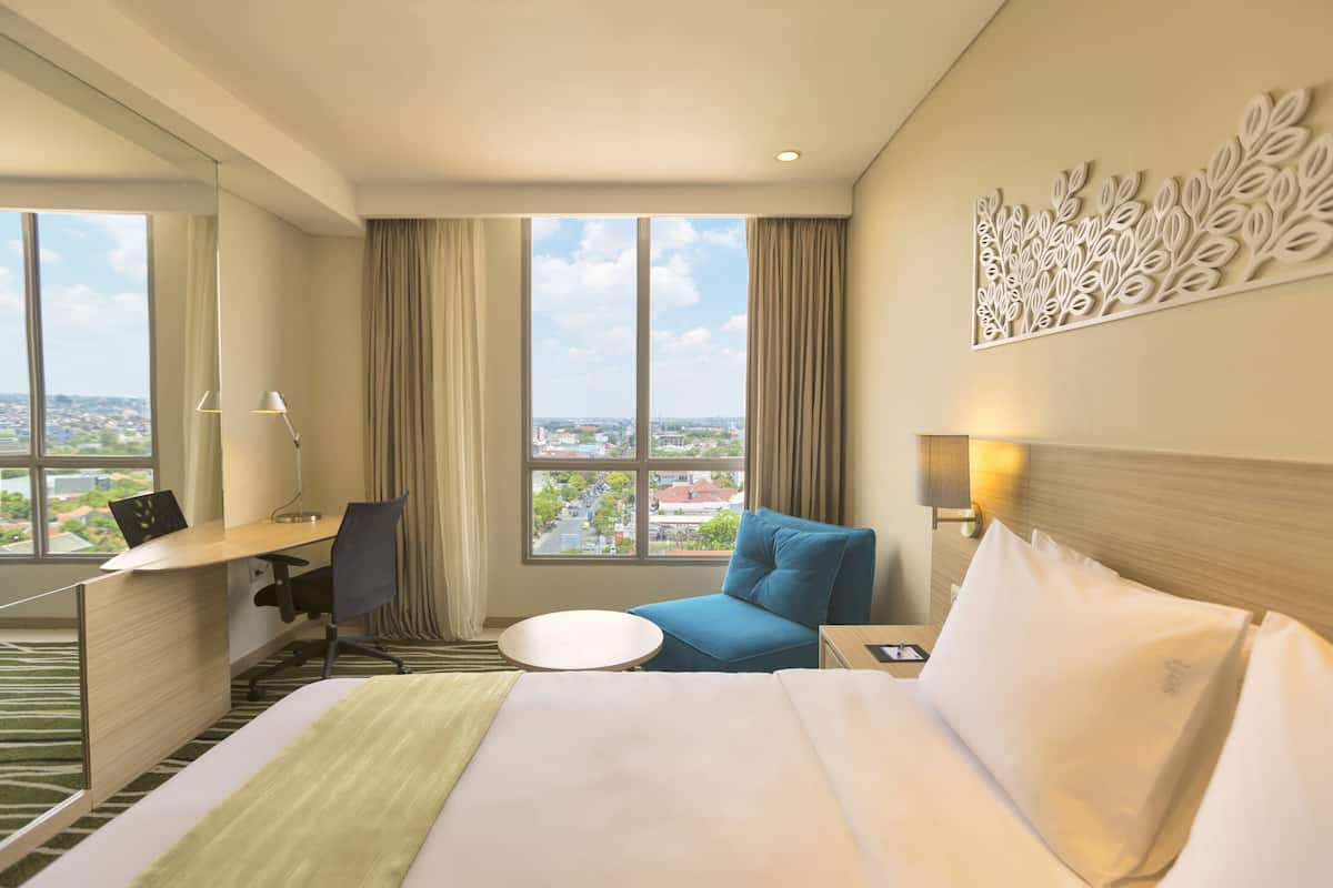 Premium bedding, down duvets, pillow-top beds, in-room safe