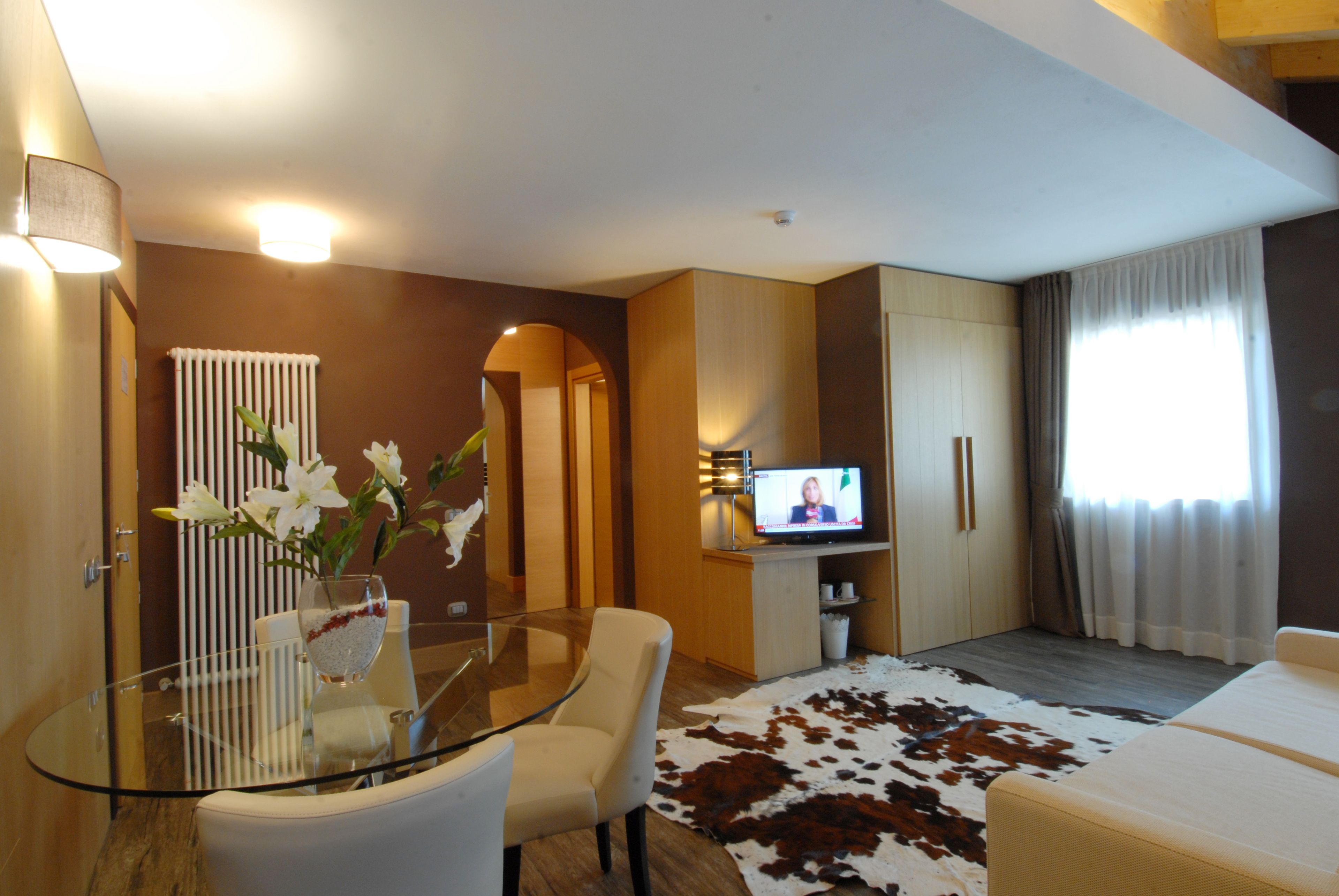 classic double room | egyptian cotton sheets, premium bedding, in-room safe, desk