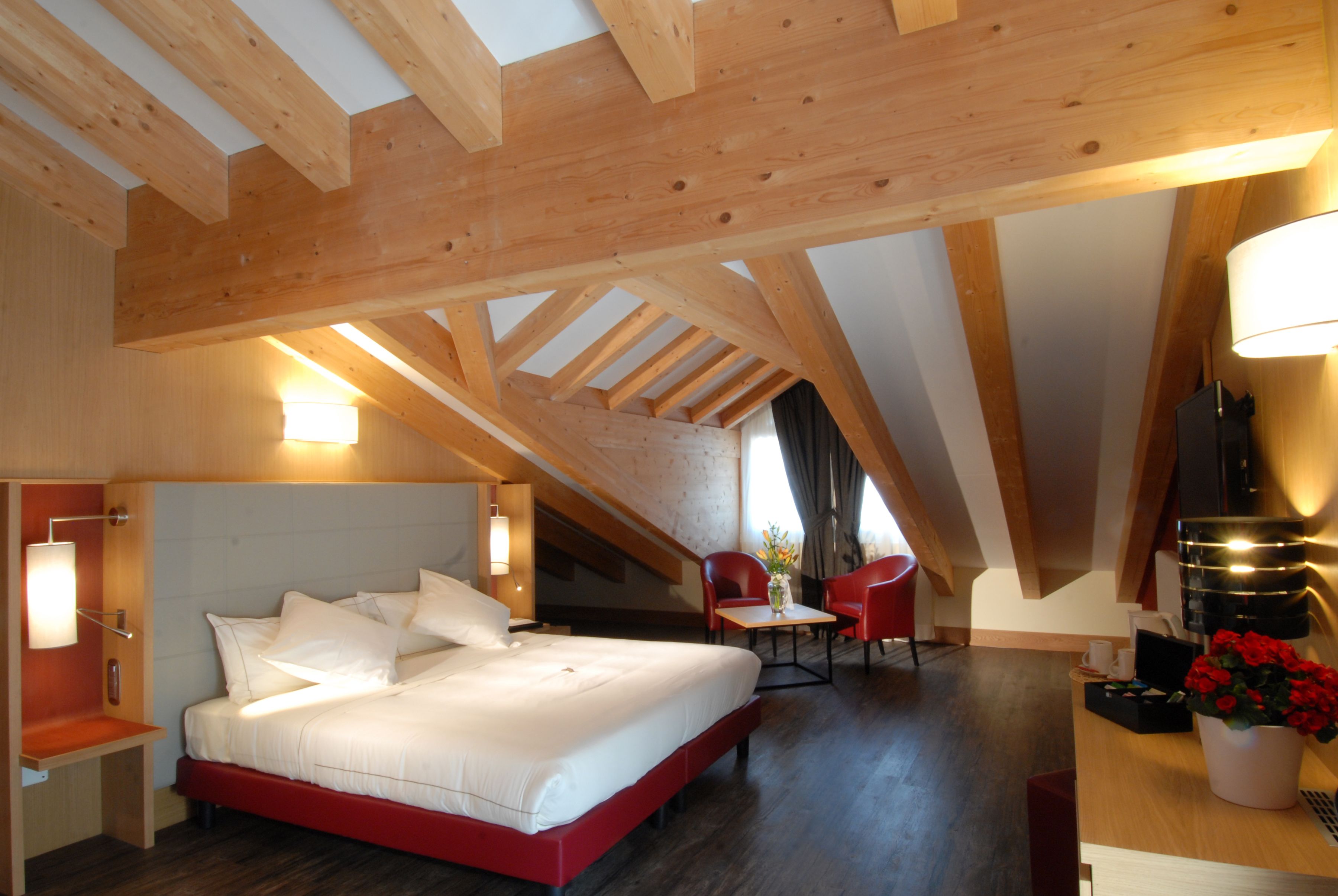 classic double room | egyptian cotton sheets, premium bedding, in-room safe, desk