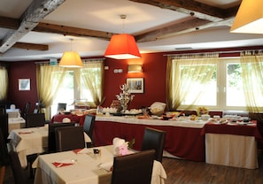 Frokostbuffé er inkludert hver dag