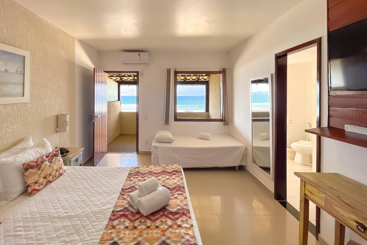 Premium bedding, in-room safe, laptop workspace, free WiFi