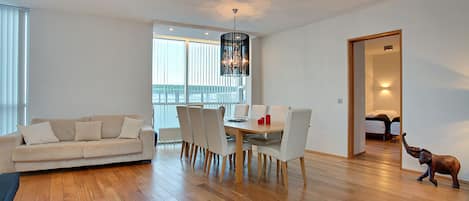 Luksusleilighet, 2 soverom, sjøutsikt | Oppholdsområde