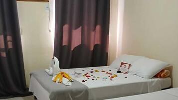 Standard-Doppelzimmer | Minibar, kostenloses WLAN