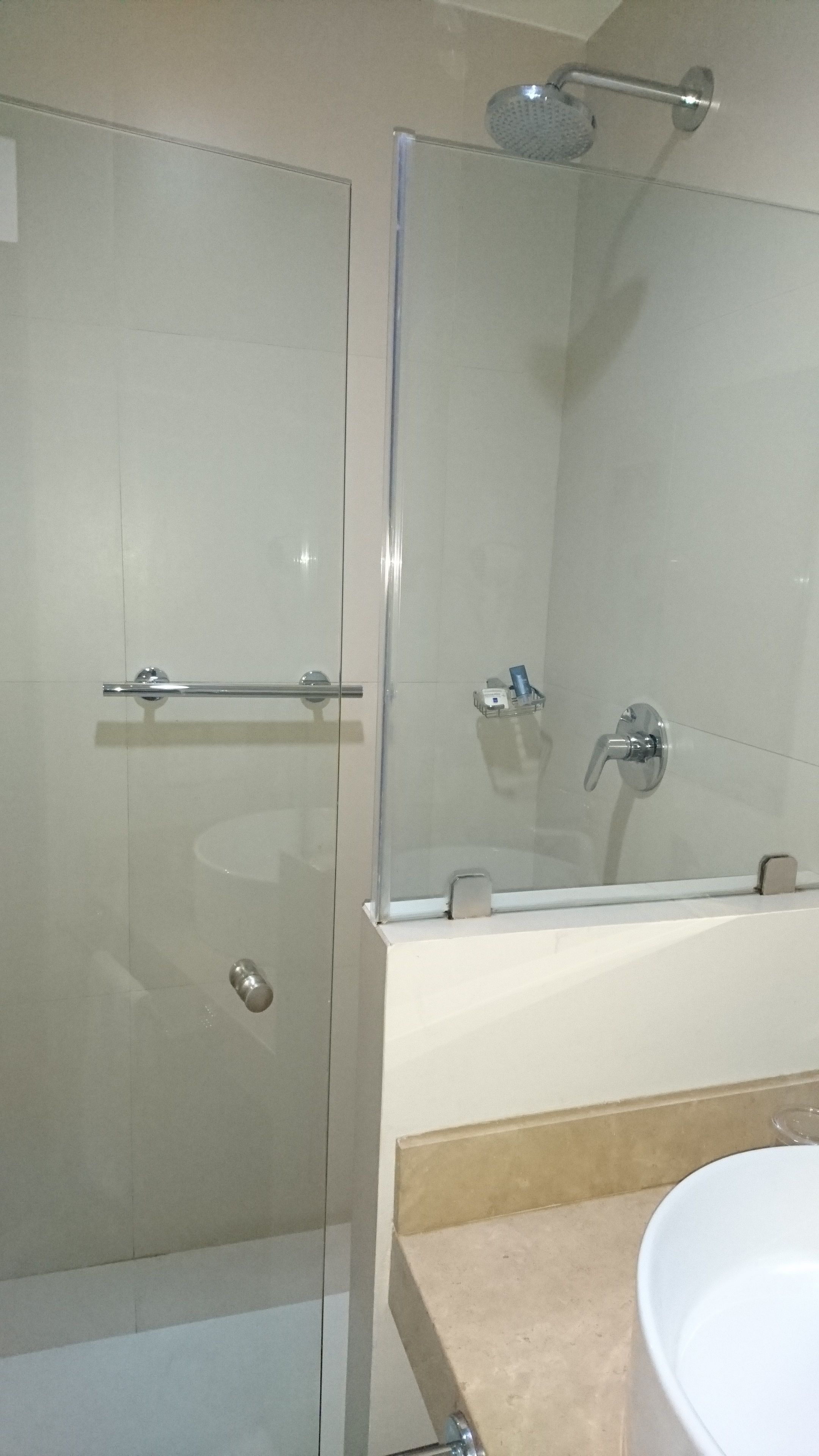 Standard Room, 2 Double Beds, Non Smoking | Bathroom