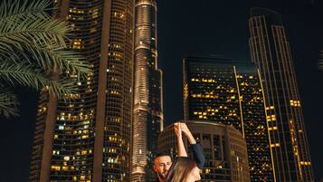 5 restauranter, frokost, lunsj og middag serveres, internasjonale retter