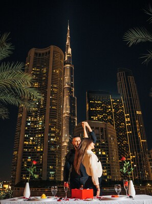 5 restaurants, breakfast, lunch, dinner served; international cuisine - Sofitel Dubai Downtown (Dubai)