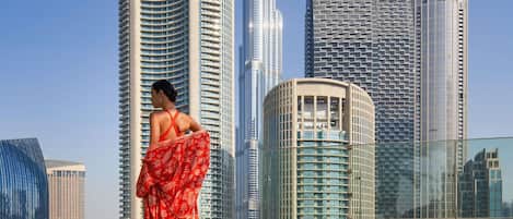 3 barer/lounger, bar i poolen och bar vid poolen