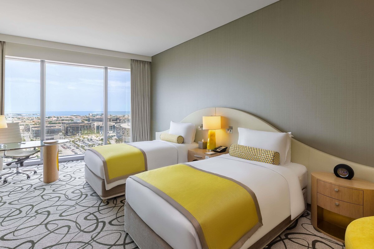 Luxury Room, 2 Twin Beds | Premium bedding, down comforters, pillowtop beds, minibar