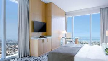Appartement, 1 kingsize bed (1 Bedroom) | Luxe beddengoed, donzen dekbedden, een minibar, een kluis op de kamer