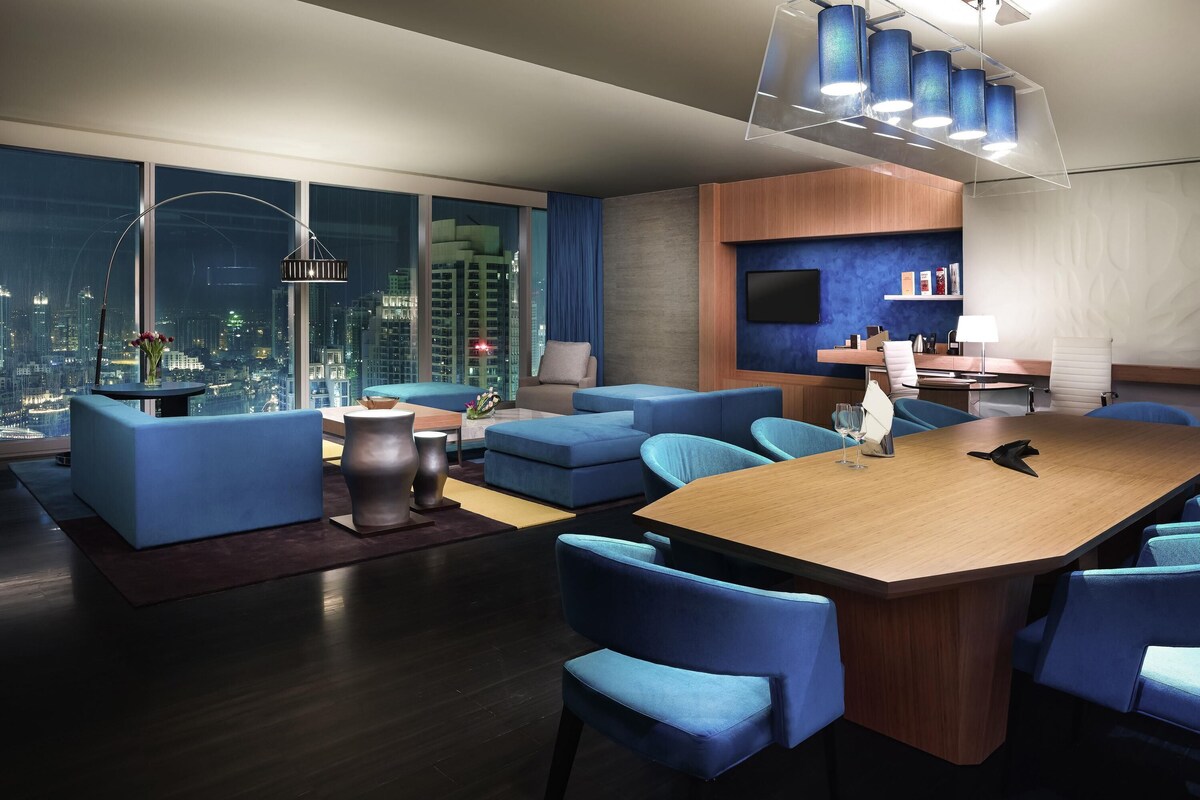 Presidential Suite, 1 King Bed, Club Millésime access (Burj Khalifa View) | Premium bedding, down comforters, pillowtop beds, minibar