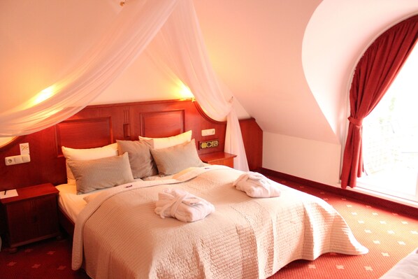 Honeymoon Suite, 1 Bedroom, Balcony