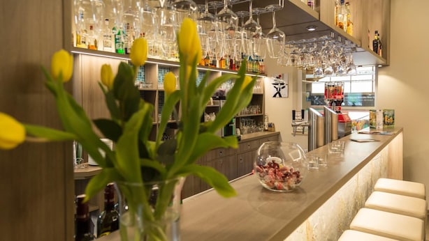 酒吧(店内)