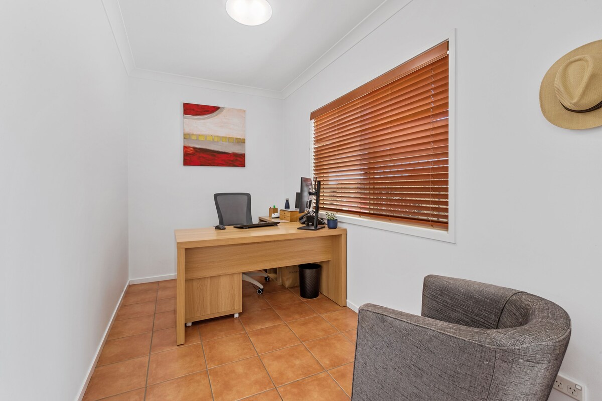 Browns Plains Motor Inn