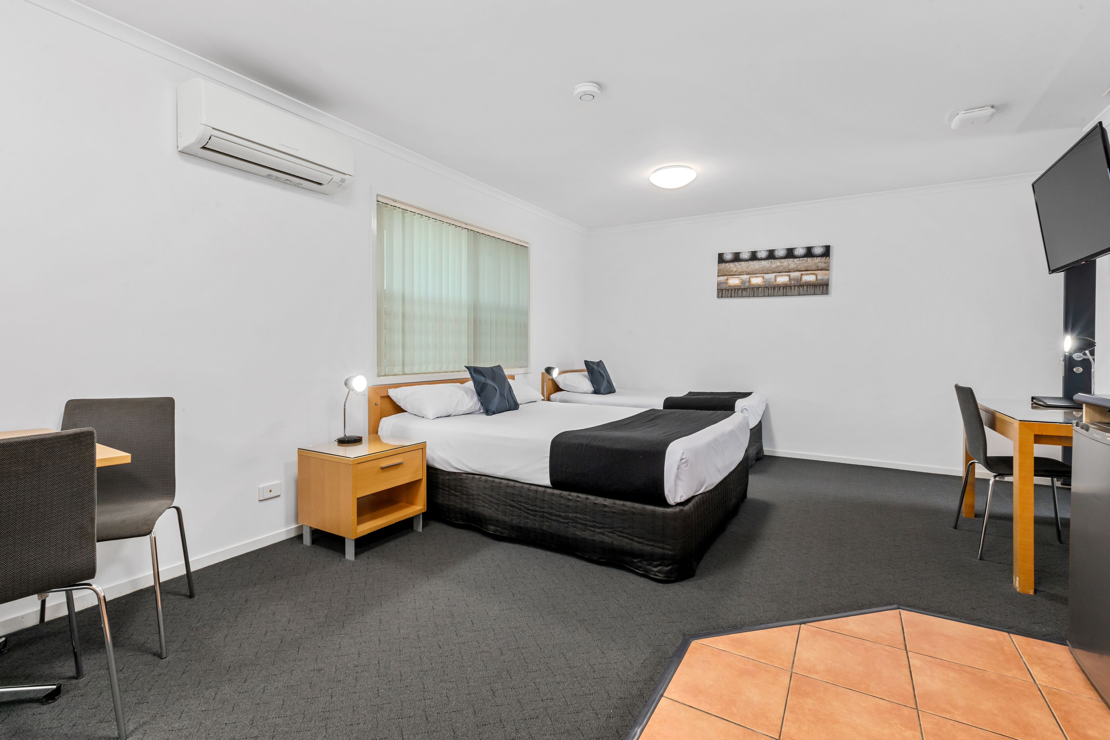 Photo - Browns Plains Motor Inn