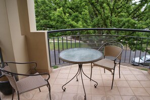 Balcony - Citystyle Executive Apartments (Braddon)