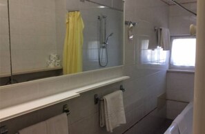 Bathroom - Vienna Touring (Riccione)