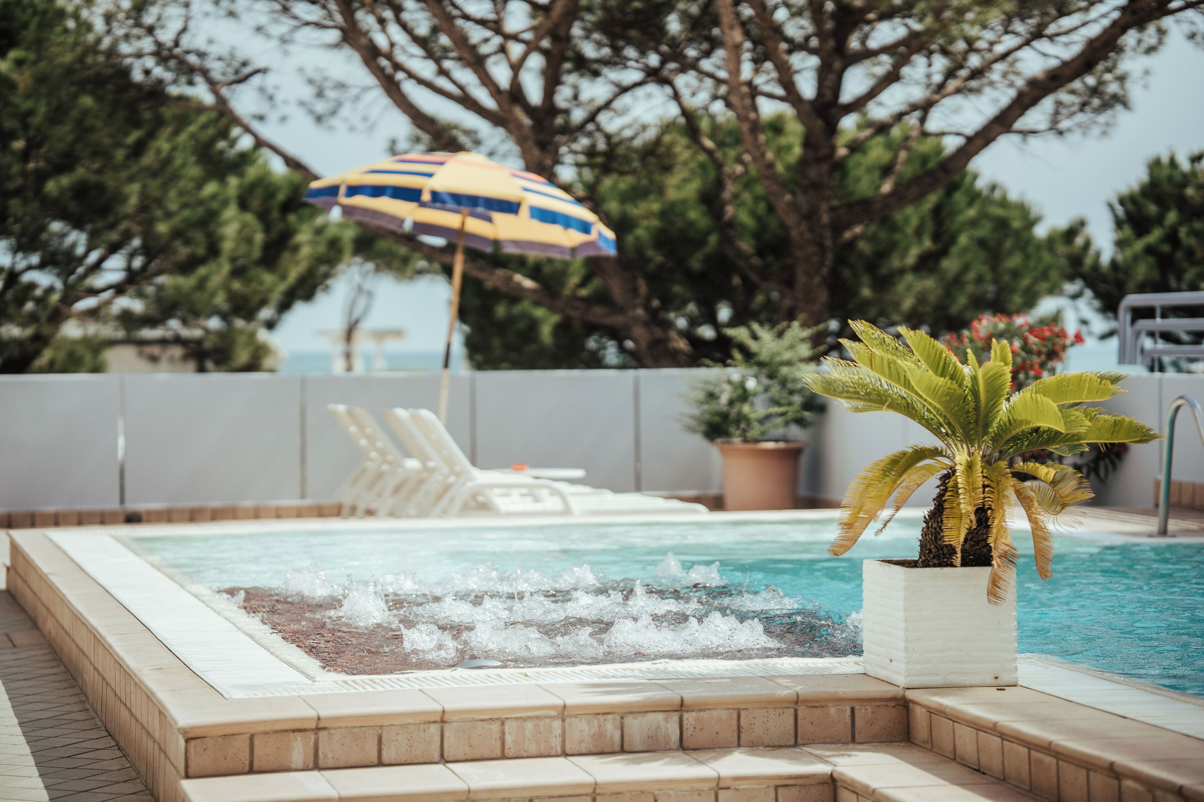 Bain à remous extérieur