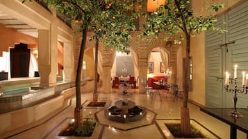 Bar en el lobby